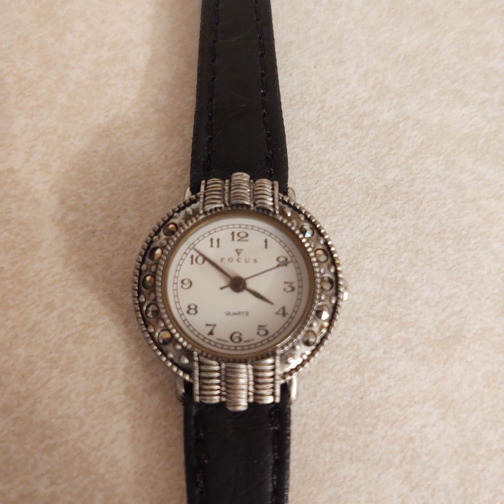 🆕 Marcasite Quartz Watch